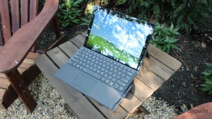 Win10 on ARM运行64位应用程序