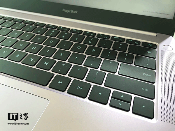 荣耀MagicBook