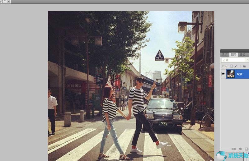 Photoshop cs5如何添加镜头冲刺效果?